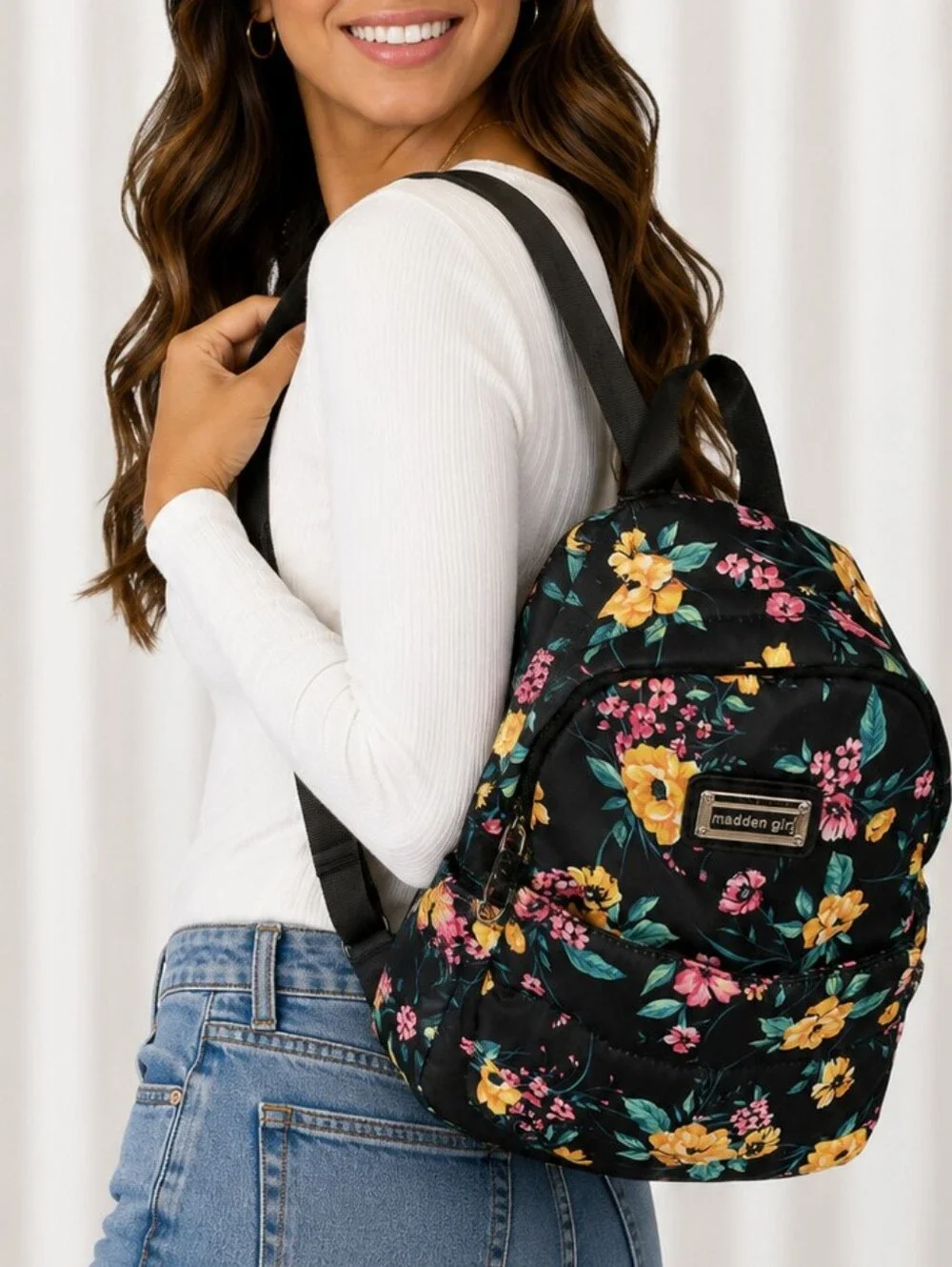 👜 🎒 Madden Girl Black Floral Backpack Multicolor Flowers Adjustable Straps